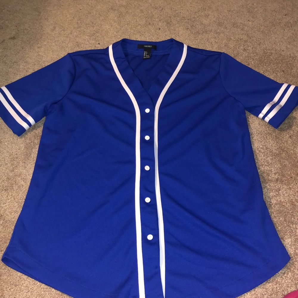 FOREVER 21 jersey style throw over/ button up size small